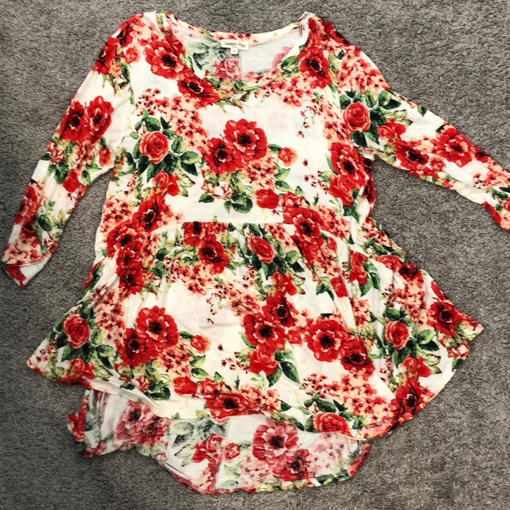 Floral top